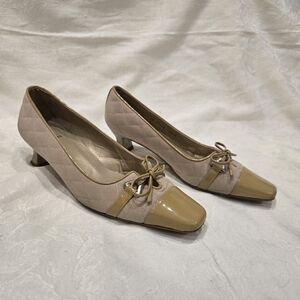 Stuart Weitzman Beige Quilted Kitten Heels